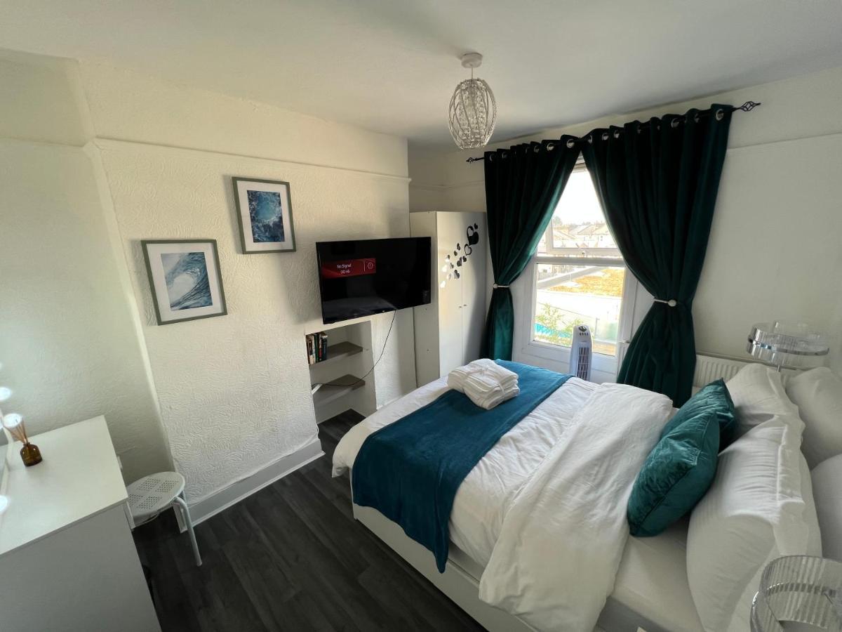 Апартаменти Luxury 1Bed Holiday Flat-10 Minutes From London Bridge & 3Mins Walk To Lewisham Dlr Екстер'єр фото