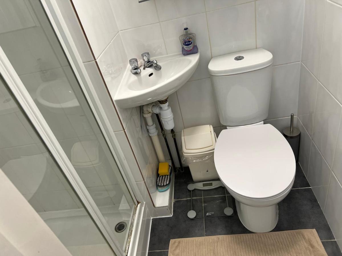 Апартаменти Luxury 1Bed Holiday Flat-10 Minutes From London Bridge & 3Mins Walk To Lewisham Dlr Екстер'єр фото